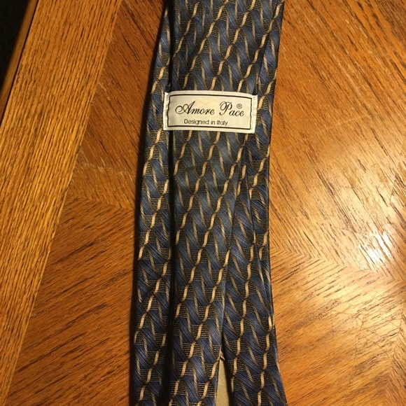 Amore Pace Mens Tie - Picture 2 of 3
